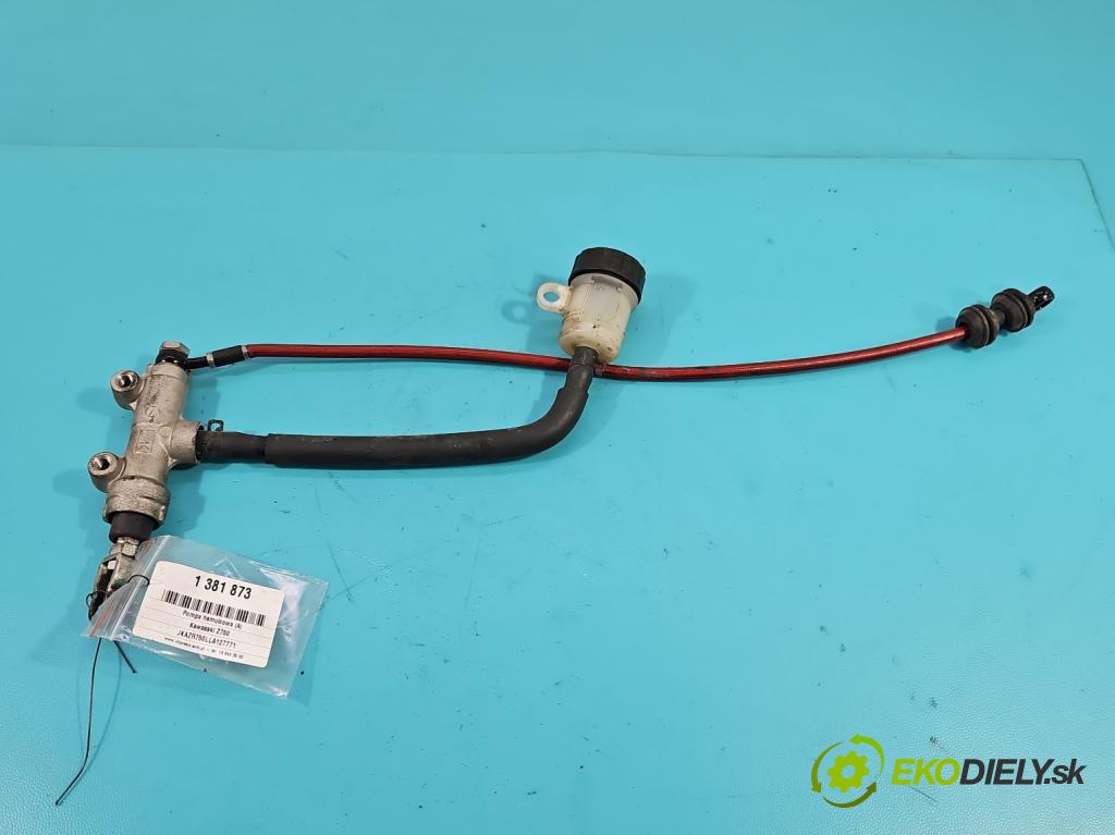 Kawasaki Z750 0.7 manual 25 kW 748 cm3 2- čerpadlo Brzda:  (Posilovače brzd)