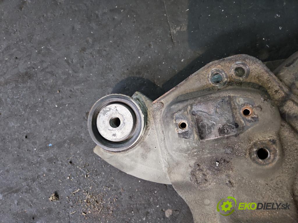Fiat Croma II 2005-2010 1.9 jtd 120 hp manual 88 kW 1910 cm3 5- výztuha motoru