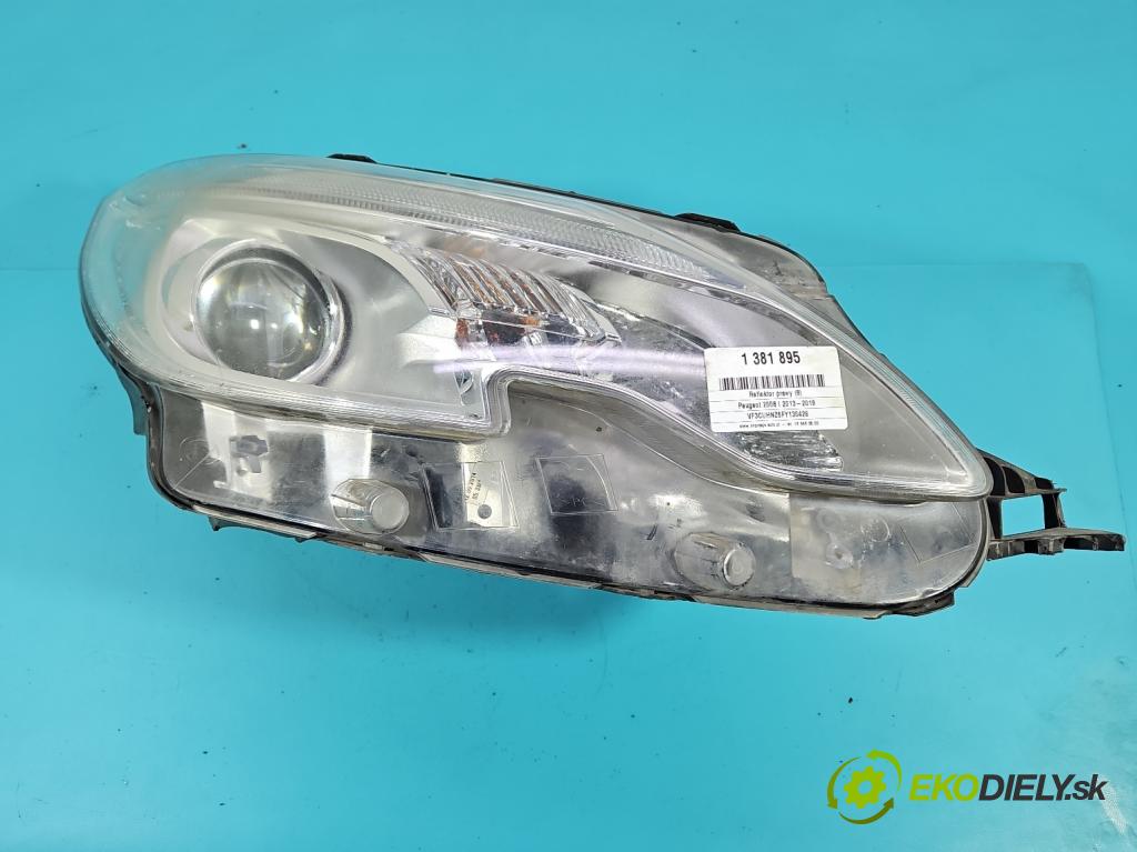 Peugeot 2008 I 2013-2019 1.2 VTi: 110 HP manual 81 kW 1199 cm3 5- Reflektor: pravý 9677810280 (Pravé)