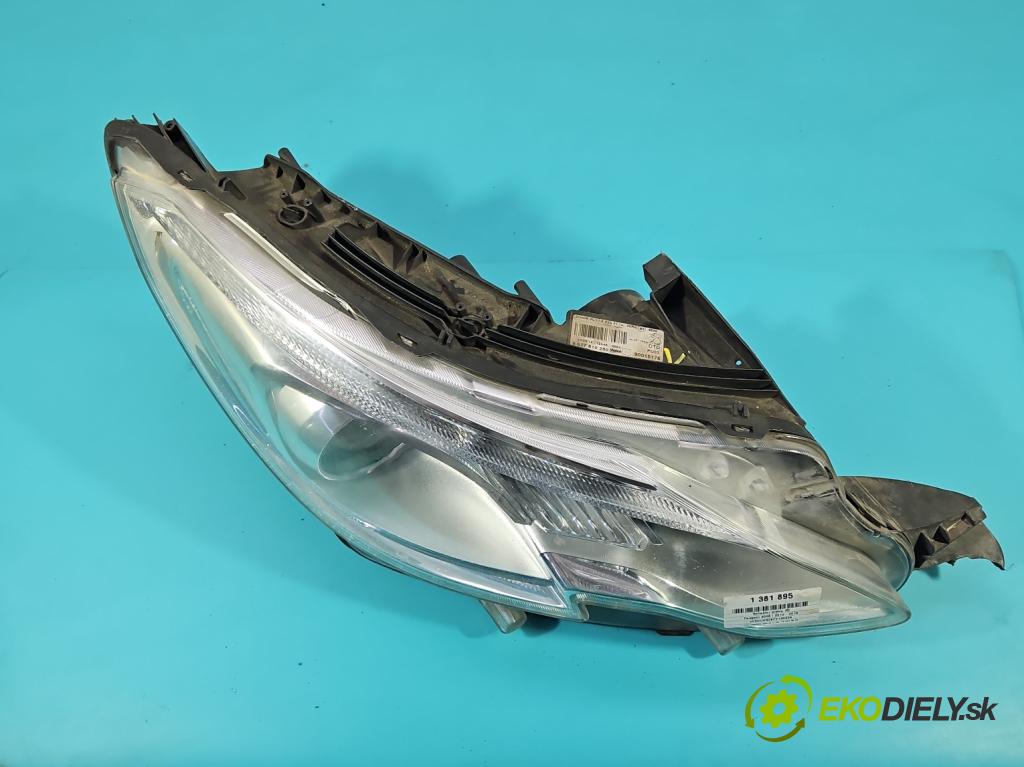 Peugeot 2008 I 2013-2019 1.2 VTi: 110 HP manual 81 kW 1199 cm3 5- Reflektor: pravý 9677810280 (Pravé)