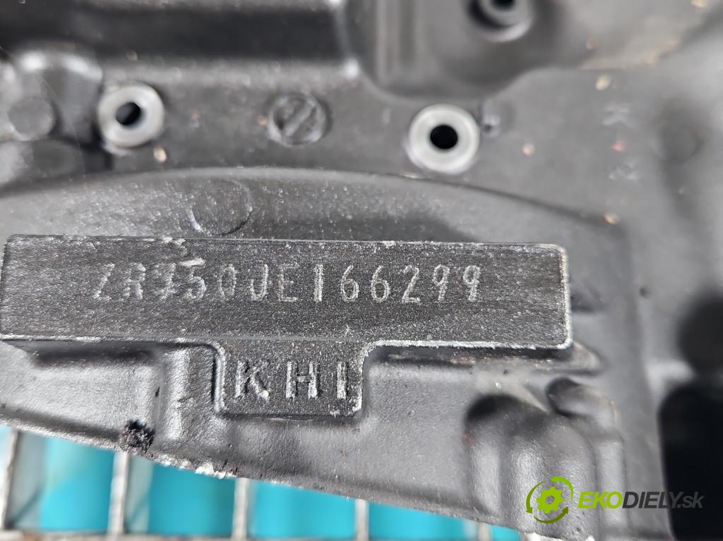 Kawasaki Z750 0.7 manual 25 kW 748 cm3 2- Blok motora  (Blok motora)