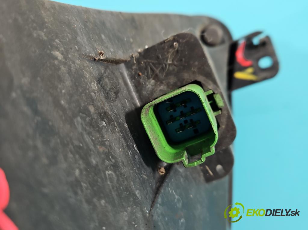 Ford Fiesta Mk6 2002-2008 1.4 tdci 68 HP manual 50 kW 1399 cm3 5- Reflektor: pravý  (Pravé)