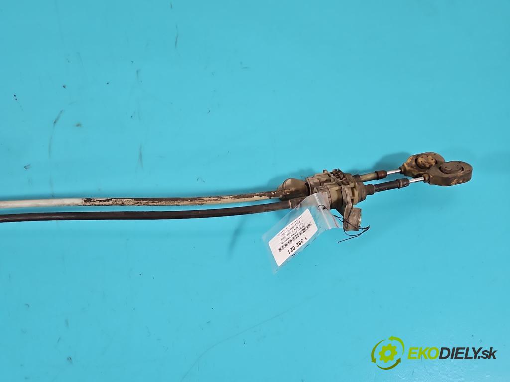 Opel Astra II 1998-2009 2.0 dti 101 HP manual 74 kW 1995 cm3 5- Páka: Změny: stupeň,rýchlosť 09138402 (Rýchlostné páky / kulisy)