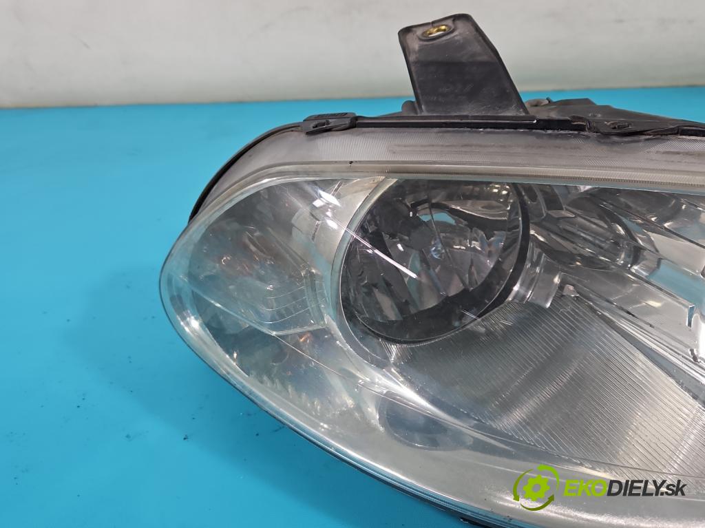 Fiat Croma II 2005-2010 1.9 jtd 120 HP manual 88 kW 1910 cm3 5- Reflektor: pravý  (Pravé)