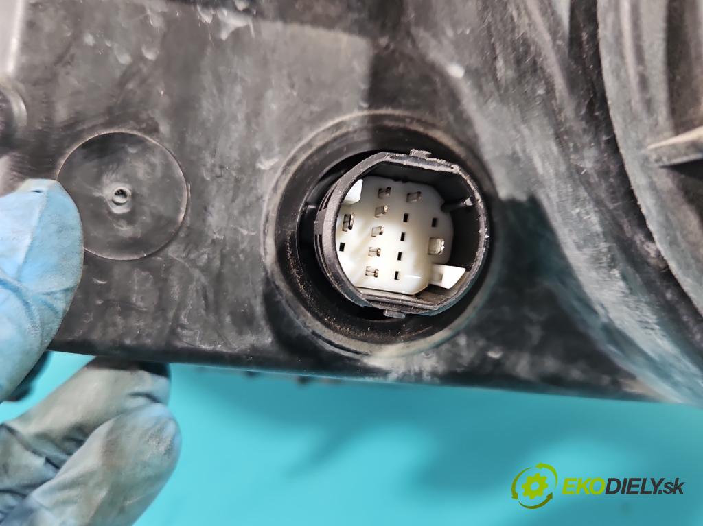 Fiat Croma II 2005-2010 1.9 jtd 120 HP manual 88 kW 1910 cm3 5- Reflektor: pravý  (Pravé)