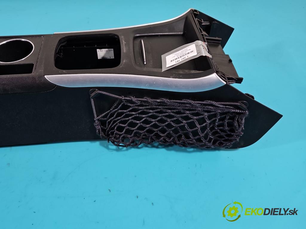 Mercedes B W245 2005-2011 2.0 cdi 109 HP manual 80 kW 1992 cm3 5- operadlo A1696800050 (Lakťové opierky)