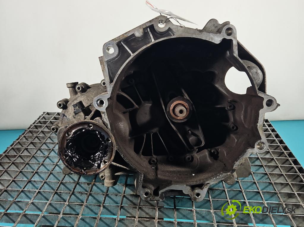 Vw Polo IV 9N 2001-2009 1.2 12V 64 HP manual 47 kW 1198 cm3 5- prevodovka stupeň,rýchlosť manual GKU