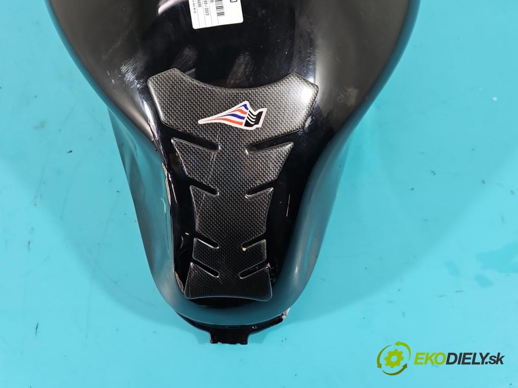 Honda CB600 Hornet 1998-2003 0.6 95 hp manual 70 kW 600 cm3 2- Nádrž: paliva  (Nádrže)