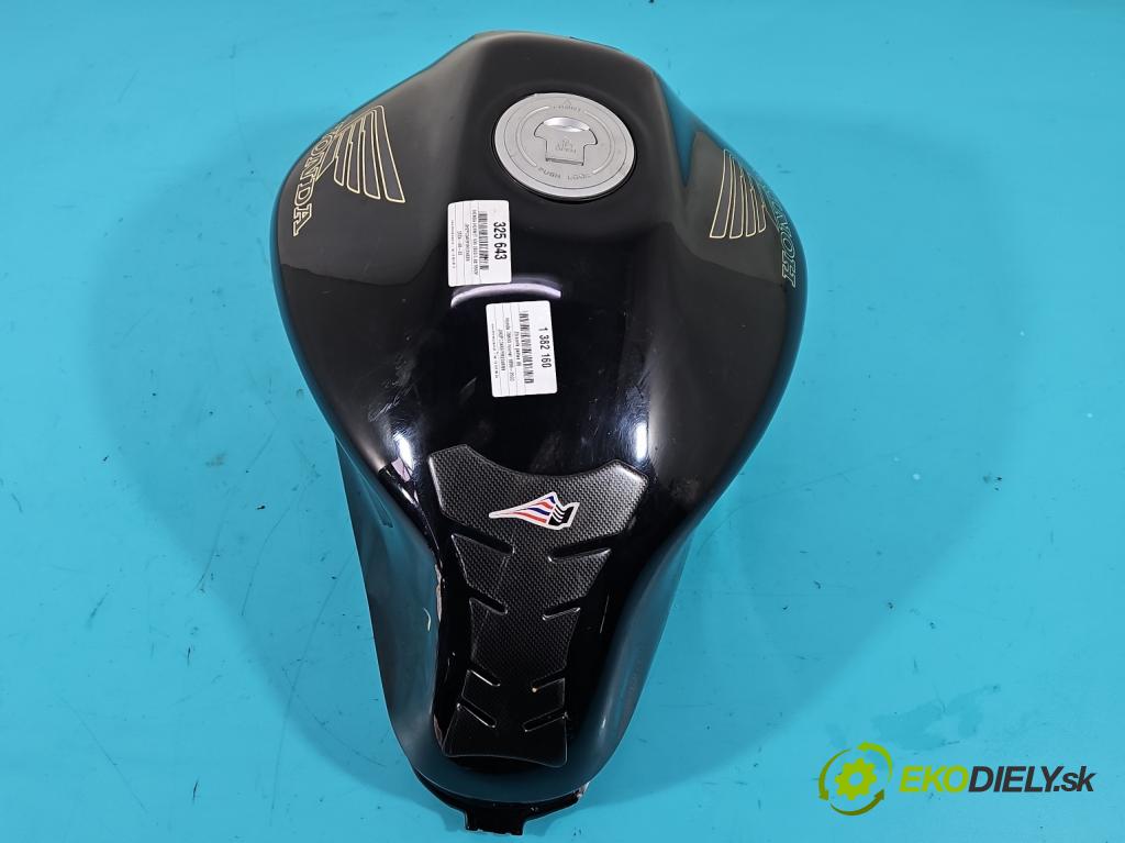 Honda CB600 Hornet 1998-2003 0.6 95 hp manual 70 kW 600 cm3 2- Nádrž: paliva  (Nádrže)