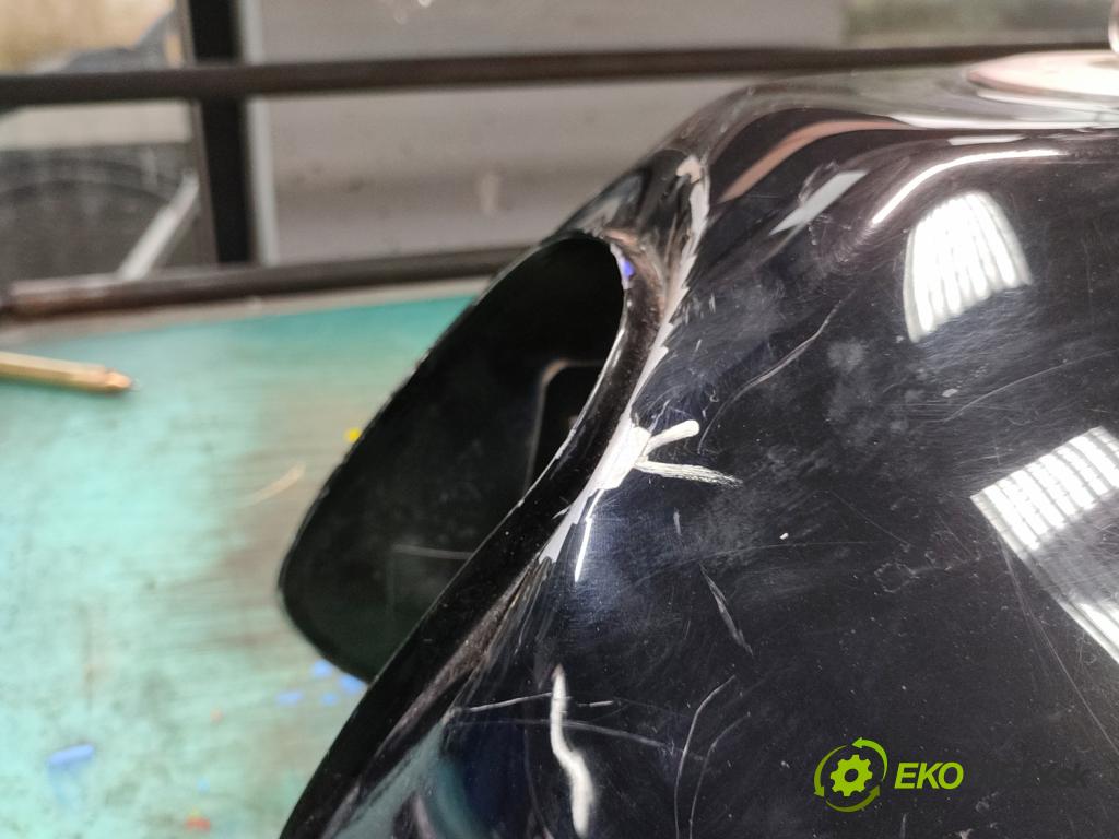 Honda CB600 Hornet 1998-2003 0.6 95 hp manual 70 kW 600 cm3 2- Nádrž: paliva  (Nádrže)