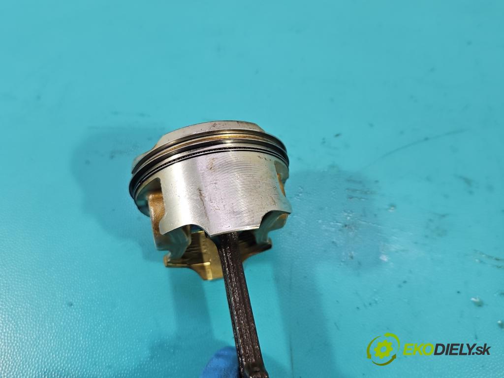 Honda CB600 Hornet 1998-2003 0.6 95 HP manual 70 kW 600 cm3 2- piest (Piest)