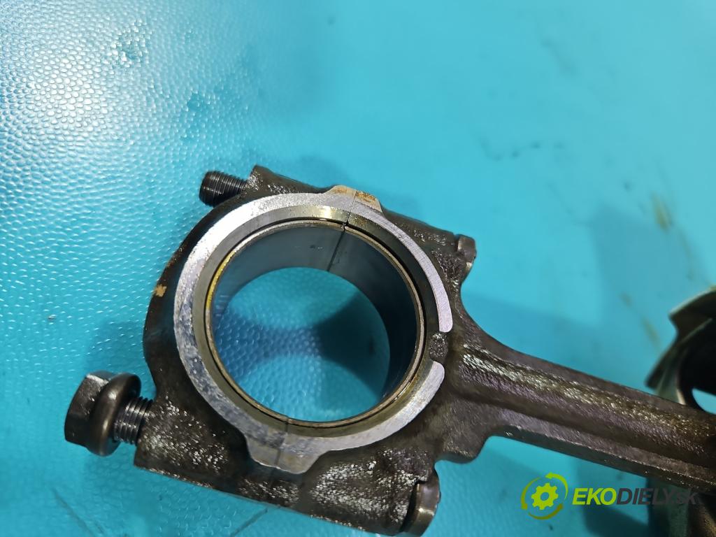 Honda CB600 Hornet 1998-2003 0.6 95 HP manual 70 kW 600 cm3 2- piest  (Piest)