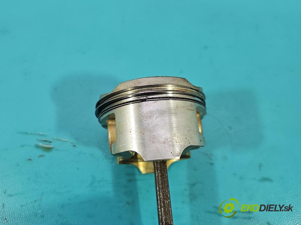 Honda CB600 Hornet 1998-2003 0.6 95 HP manual 70 kW 600 cm3 2- piest  (Piest)