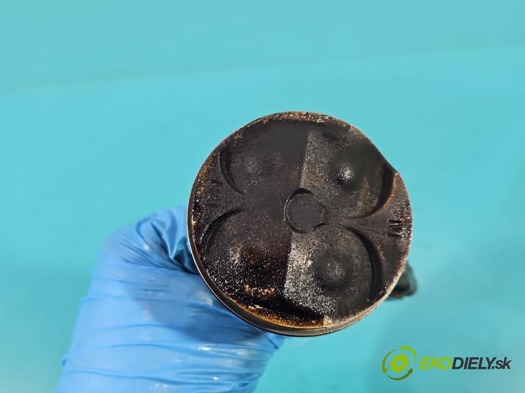 Honda CB600 Hornet 1998-2003 0.6 95 HP manual 70 kW 600 cm3 2- piest  (Piest)