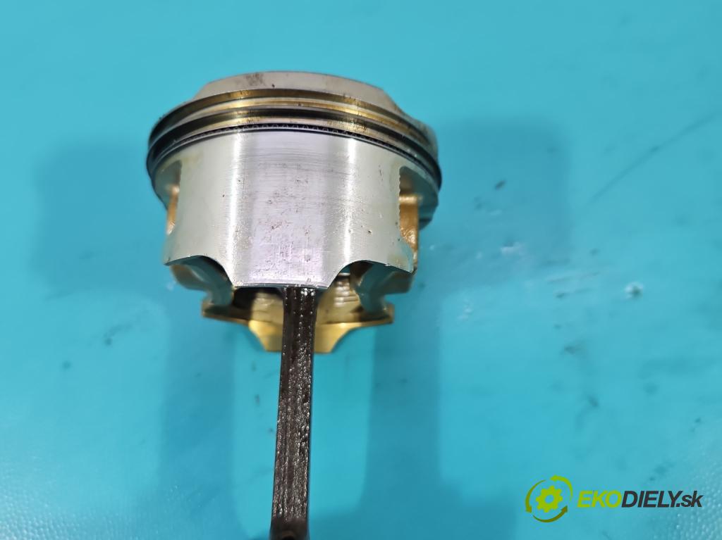 Honda CB600 Hornet 1998-2003 0.6 95 HP manual 70 kW 600 cm3 2- piest  (Piest)