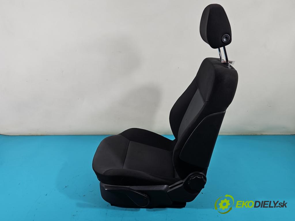 Opel Astra III 2004-2014 1.7 cdti 101 HP manual 74 kW 1686 cm3 5- Sedačka ľavý  (Sedačky, sedadlá)