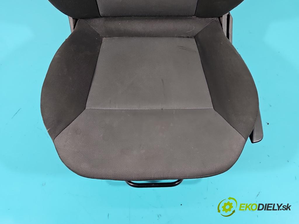 Opel Astra III 2004-2014 1.7 cdti 101 HP manual 74 kW 1686 cm3 5- Sedačka ľavý  (Sedačky, sedadlá)