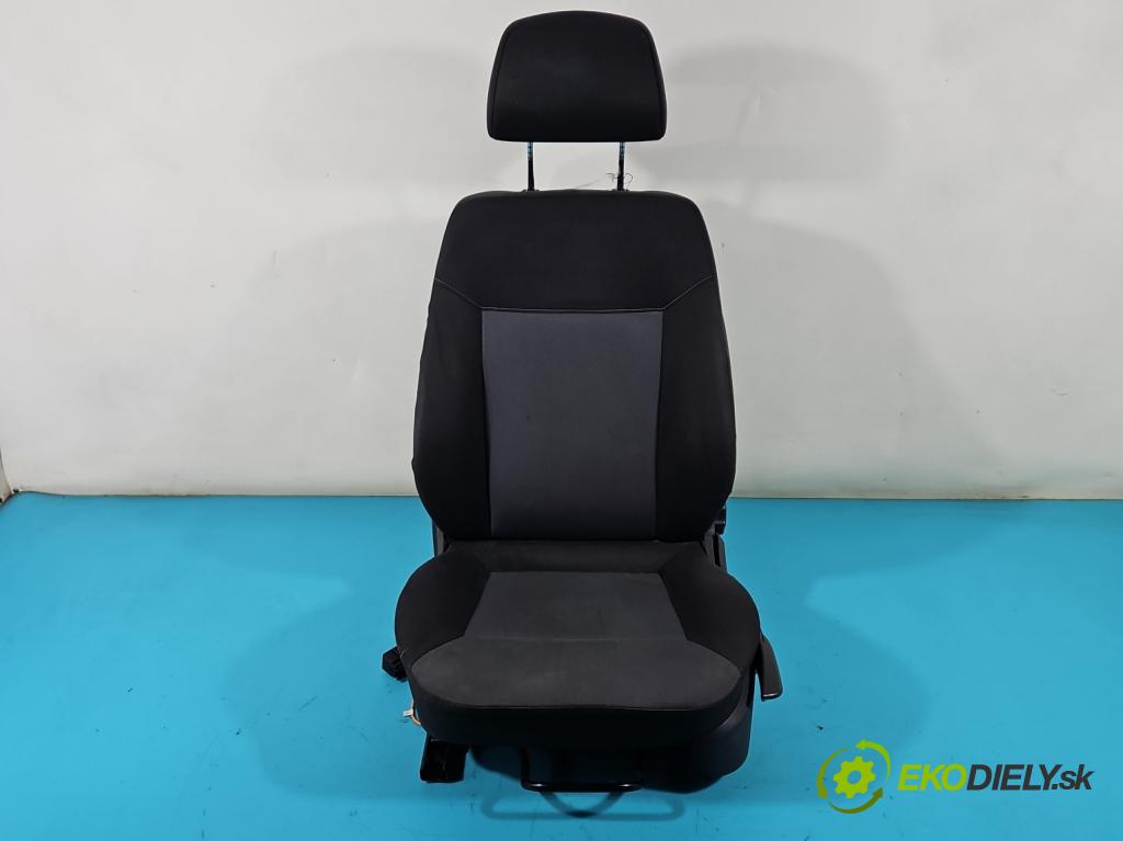 Opel Astra III 2004-2014 1.7 cdti 101 HP manual 74 kW 1686 cm3 5- Sedačka ľavý  (Sedačky, sedadlá)