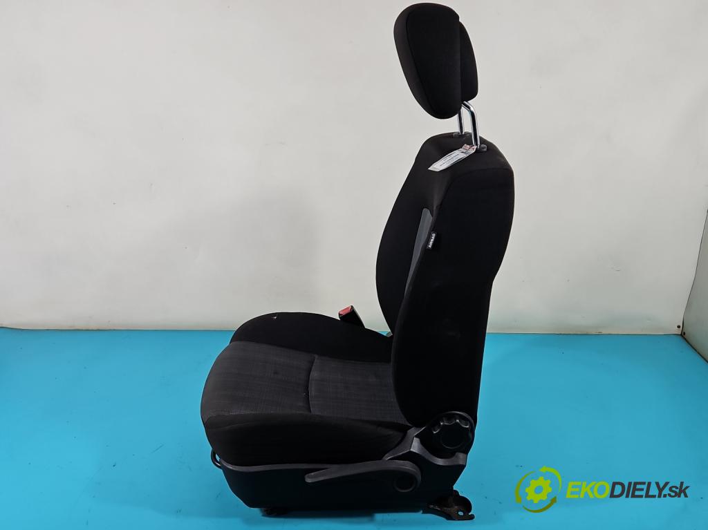 Kia Ceed I 2006-2012 1.6 crdi 116 HP manual 85 kW 1582 cm3 5- Sedačka ľavý  (Sedačky, sedadlá)