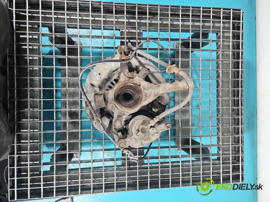 Toyota Yaris I 1999-2005 1.4 D4D 75 HP manual 55 kW 1364 cm3 5- náboj ľavé (Náboje)