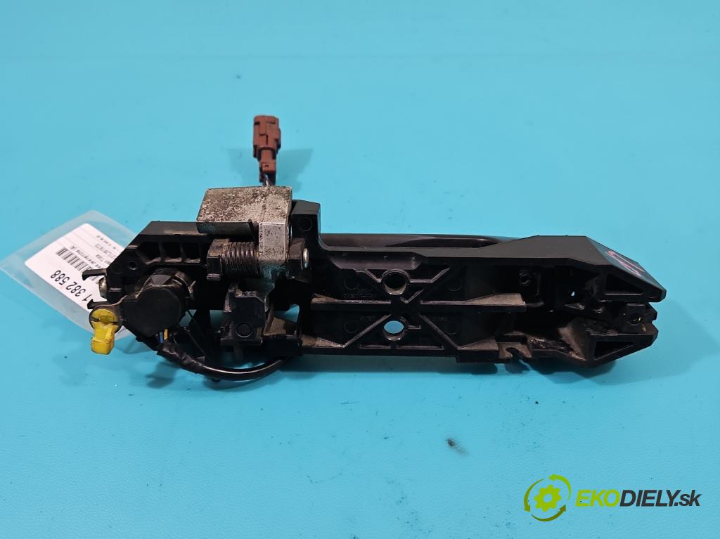 Nissan Tiida 1.8 16V 125 HP automatic 92 kW 1769 cm3 5- rukoväť predné ľavé mimo:  (Vonkajšie predné ľavé)