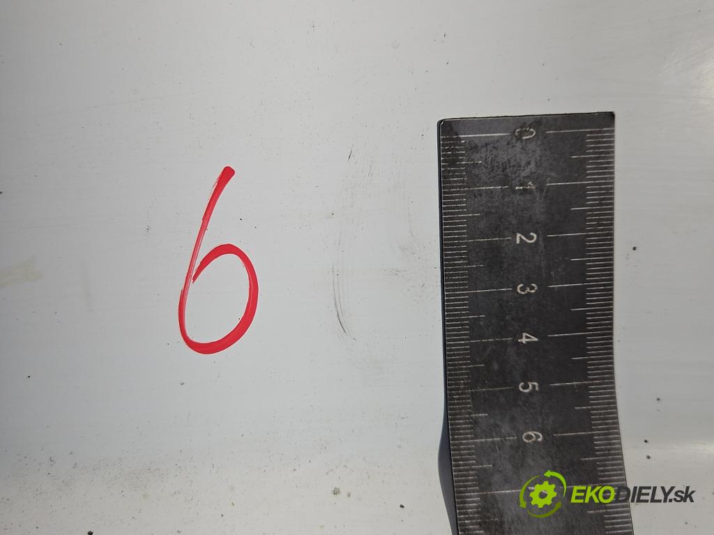 Mercedes Vito W639 2003-2014 2,2.0 cdi 109 hp manual 80 kW 2148 cm3 5- zadní kufrové dveře  (Zadní kapoty)