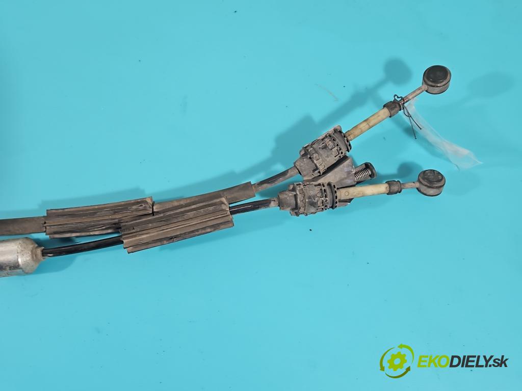 Peugeot 2008 I 2013-2019 1.2 VTi: 110 HP manual 81 kW 1199 cm3 5- Páka: Změny: stupeň,rýchlosť 9808161780 (Rýchlostné páky / kulisy)