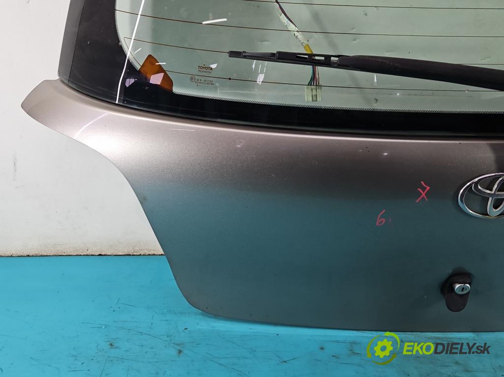 Toyota Yaris I 1999-2005 1.4 D4D 75 hp manual 55 kW 1364 cm3 5- zadní kufrové dveře  (Zadní kapoty)