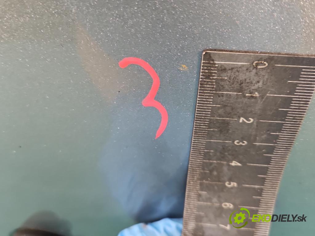 Toyota Yaris I 1999-2005 1.4 D4D 75 hp manual 55 kW 1364 cm3 5- zadní kufrové dveře  (Zadní kapoty)