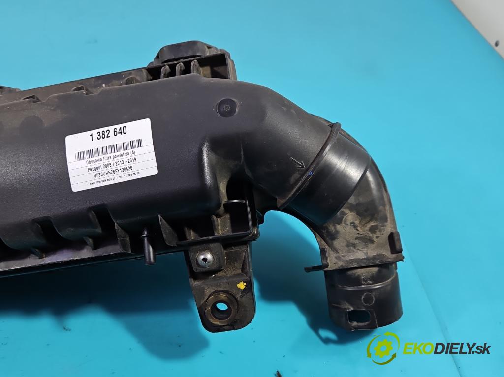 Peugeot 2008 I 2013-2019 1.2 VTi: 110 HP manual 81 kW 1199 cm3 5- obal filtra vzduchu 9805057080 (Obaly filtrov vzduchu)