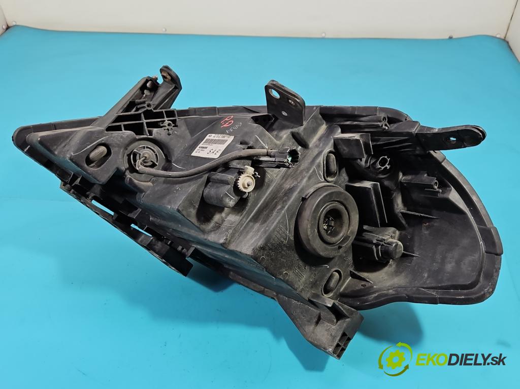 Nissan Tiida 1.8 16V 125 HP automatic 92 kW 1769 cm3 5- Reflektor: pravý 26010-EM30A (Pravé)