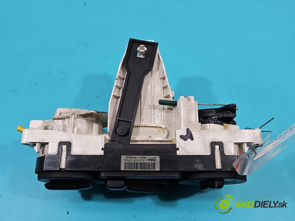 Nissan Tiida 1.8 16V 125 HP automatic 92 kW 1769 cm3 5- panel kúrenia 502703-1991