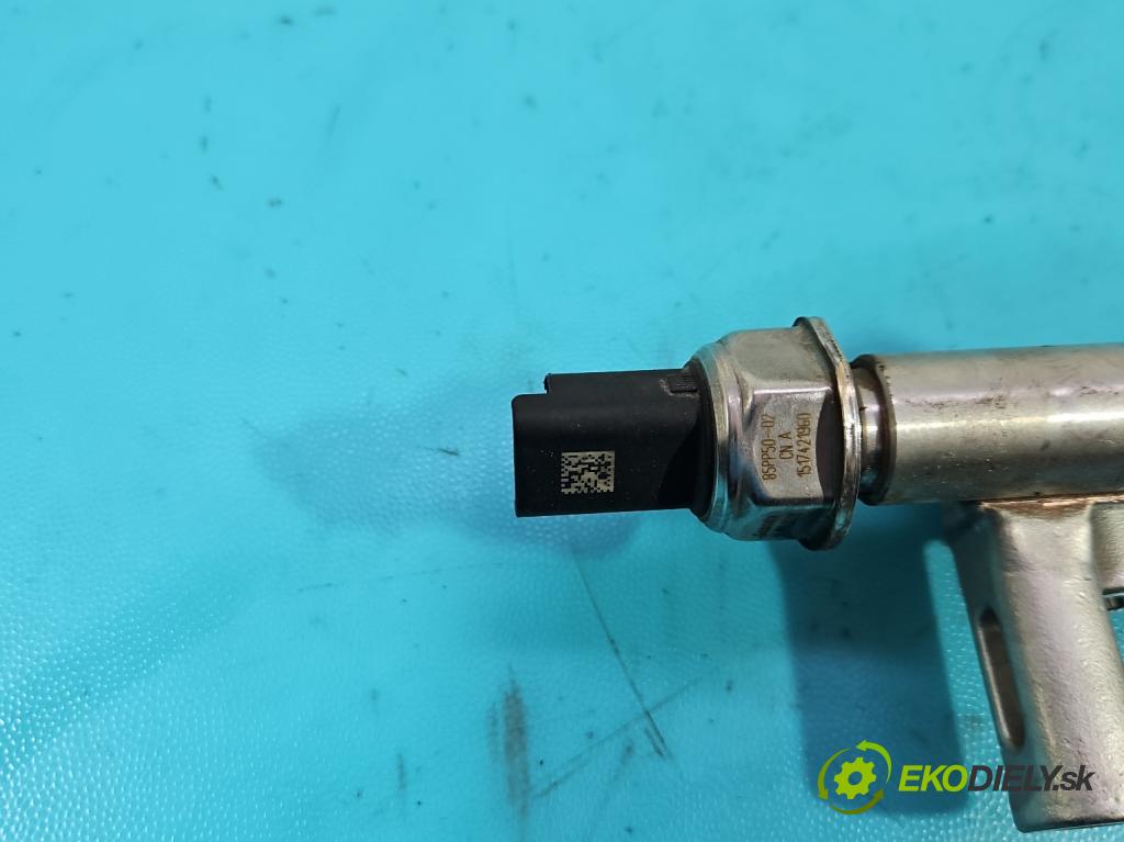 Peugeot 2008 I 2013-2019 1.2 THP 110 HP manual 81 kW 1199 cm3 5- lišta vstrekovacia 9802438180 (Vstrekovacie lišty)