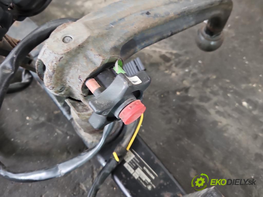 Opel Vectra C 2002-2008 1.9 cdti 120 hp manual 88 kW 1910 cm3 5- oko tažné  (Tažná zařízení)