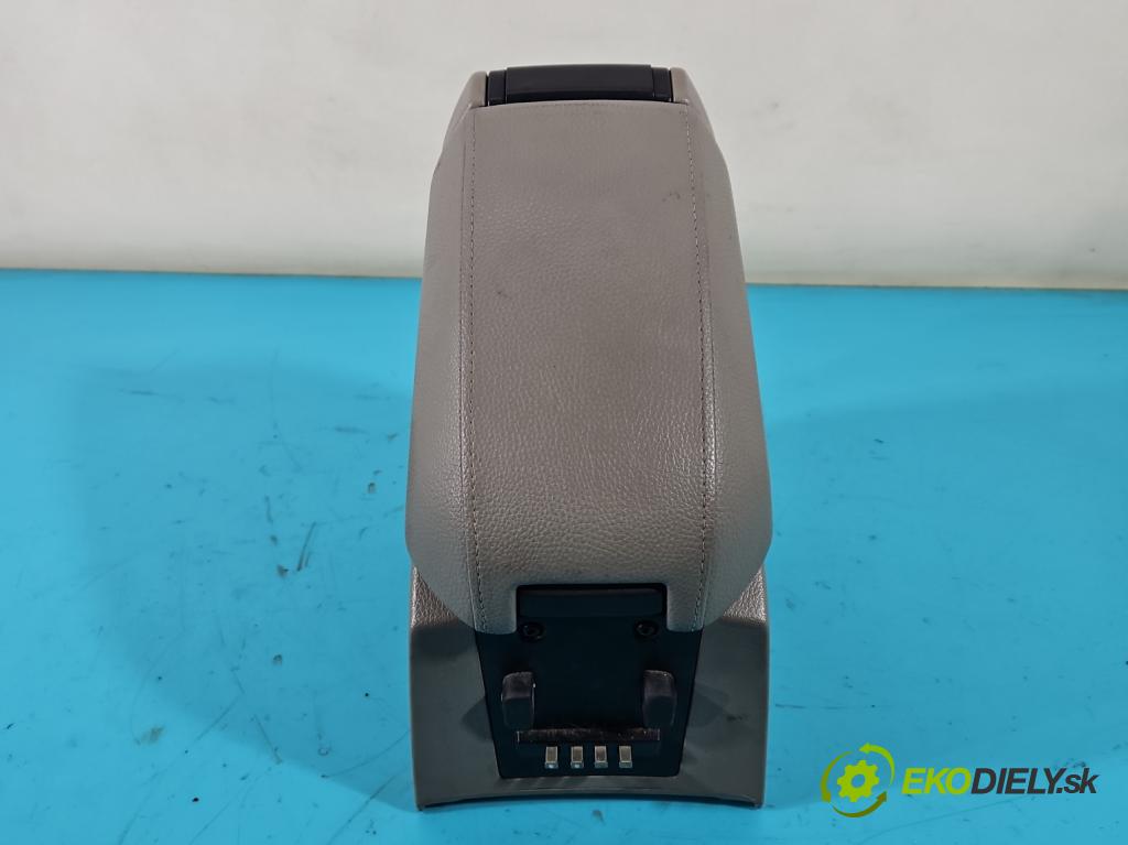 Volvo XC90 I 2002-2014 2.9 T6 272 HP automatic 200 kW 2922 cm3 5- operadlo  (Lakťové opierky)