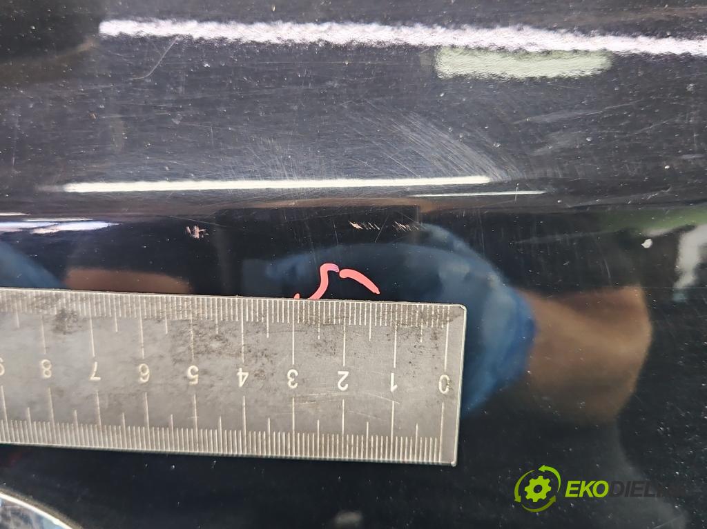 Nissan Tiida 1.8 16V 125 hp automatic 92 kW 1769 cm3 5- zadní kufrové dveře  (Zadní kapoty)