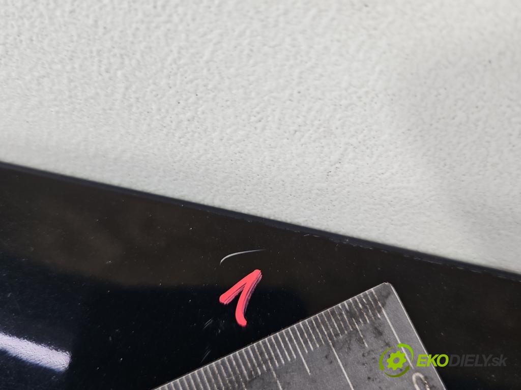 Nissan Tiida 1.8 16V 125 hp automatic 92 kW 1769 cm3 5- zadní kufrové dveře  (Zadní kapoty)