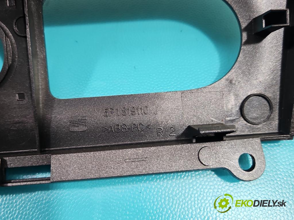 Seat Altea 1.9 tdi (BXE) 105 HP manual 77 kW 1896 cm3 5- Mřížka: kúrenia stredová 5P1819110J (Mriežky kúrenia (fukáre))