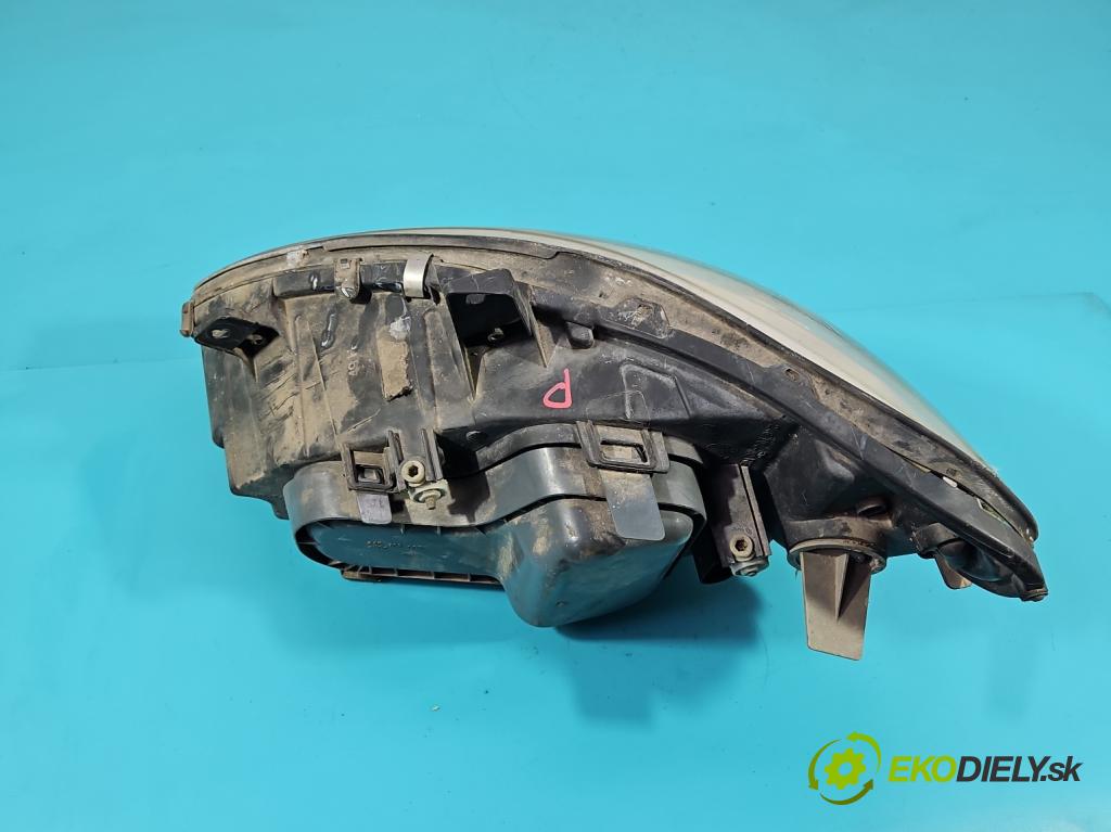 Mercedes Vito W639 2003-2014 2,2.0 cdi 109 HP manual 80 kW 2148 cm3 5- Reflektor: pravý  (Pravé)