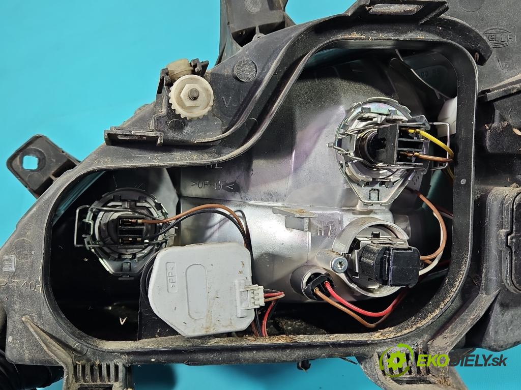 Mercedes Vito W639 2003-2014 2,2.0 cdi 109 HP manual 80 kW 2148 cm3 5- Reflektor: pravý  (Pravé)