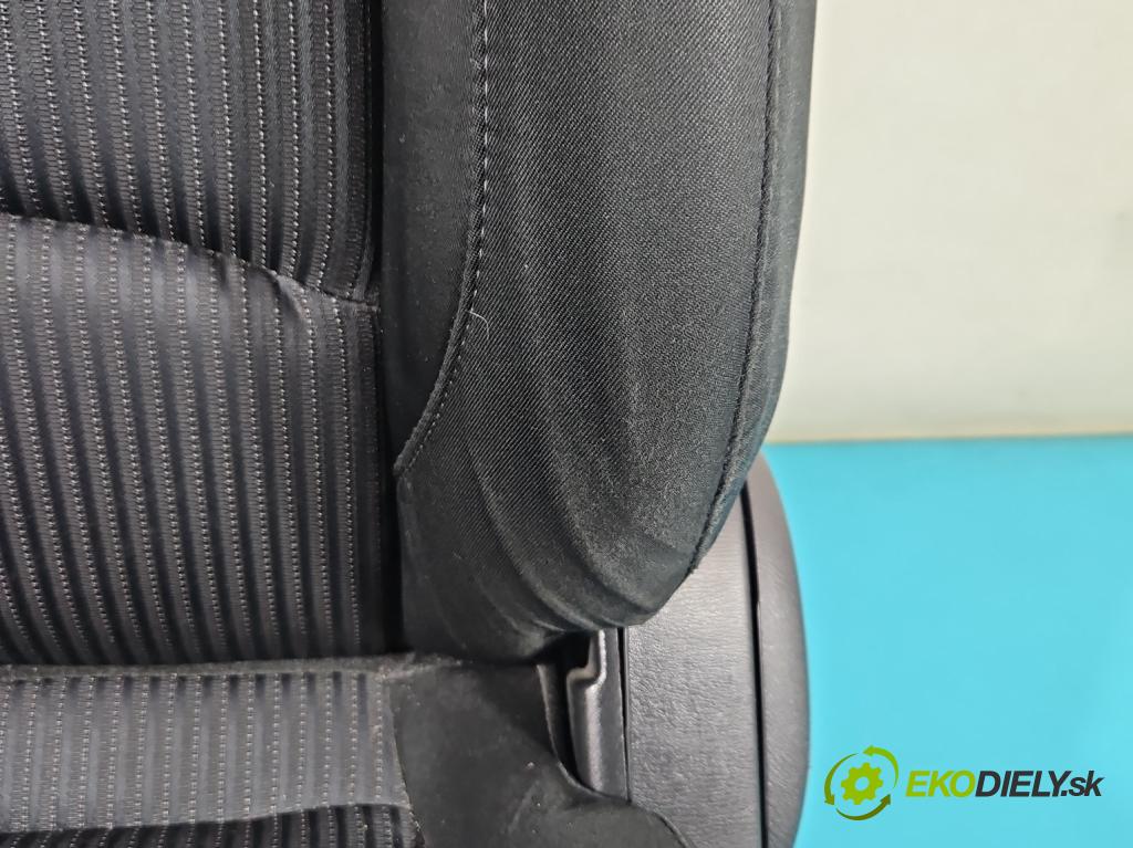 Mazda 3 III BM 2013-2018 2.0 16V 155 HP manual 114 kW 1998 cm3 4- Sedačka ľavý  (Sedačky, sedadlá)