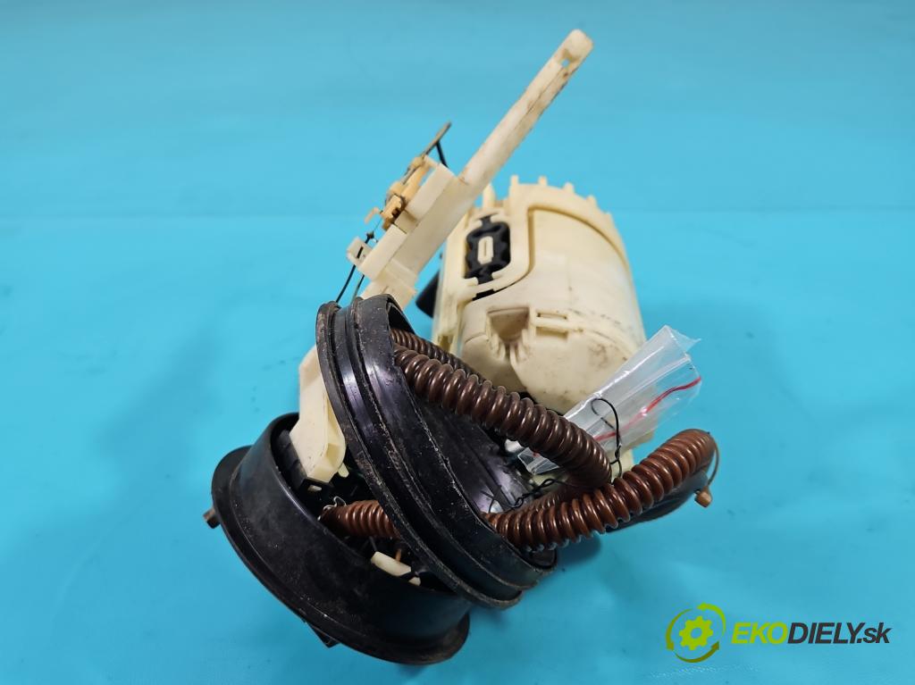 Vw Vento 1.8 75 hp manual 55 kW 1781 cm3 4- čerpadlo paliva 1H0919051K