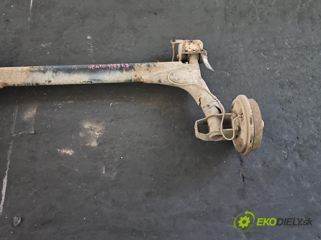 Vw Vento 1.8 75 hp manual 55 kW 1781 cm3 4- zadní výztuha  (Výztuhy zadní)