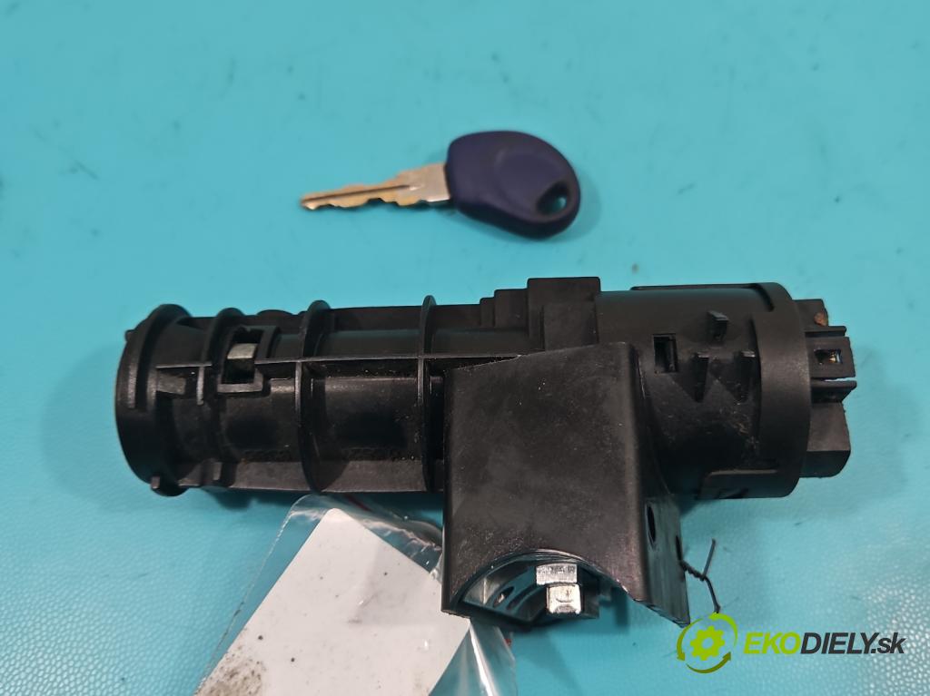 Fiat Seicento 0.9 39 HP manual 29 kW 899 cm3 3- Spínačka  (Spínacie skrinky a kľúče)