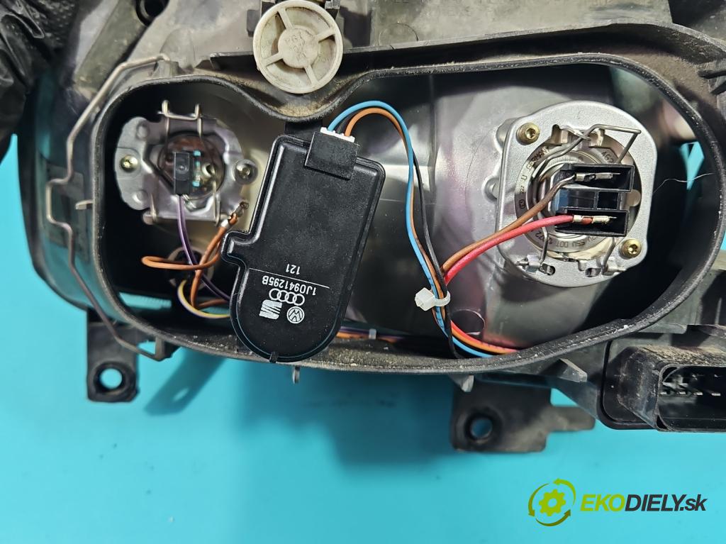 Vw Polo III 6N 1994-2001 1.4 16V 75 HP manual 55 kW 1390 cm3 3- Reflektor: pravý 6N1941016AD (Pravé)