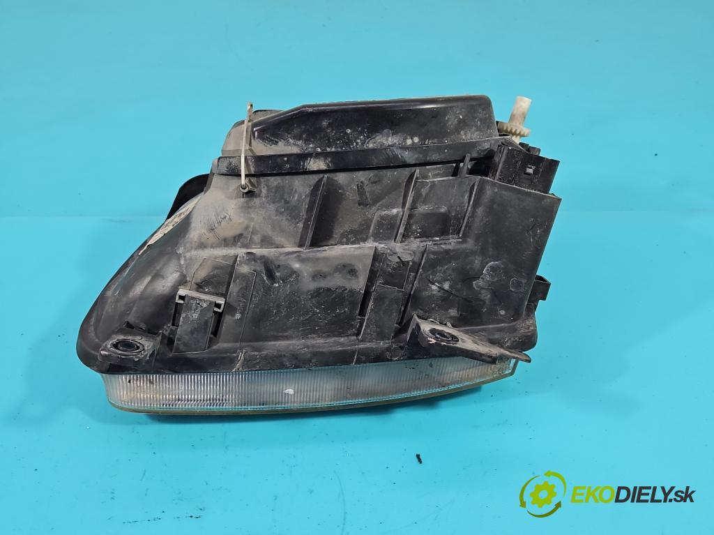 Vw Polo III 6N 1994-2001 1.4 16V 75 HP manual 55 kW 1390 cm3 3- Reflektor: pravý 6N1941016AD (Pravé)