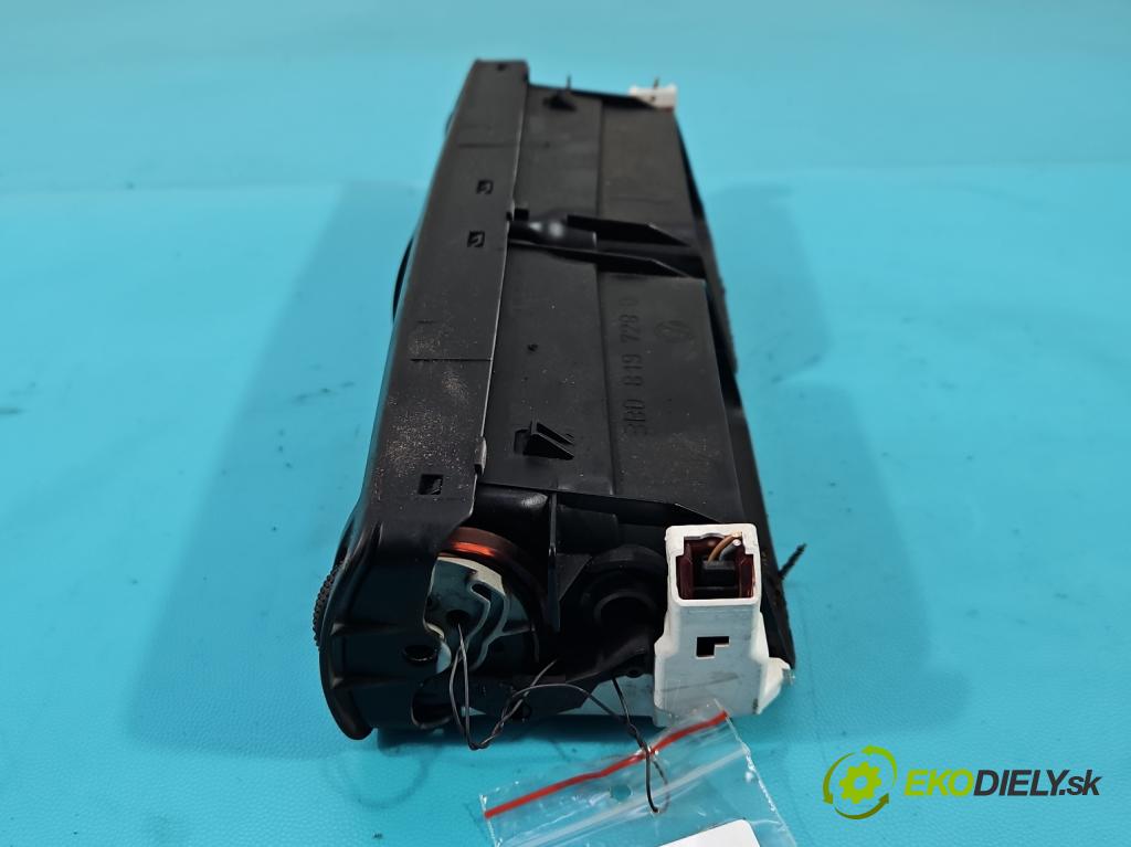 Vw Passat B5 1995-2005 1.8 T 150 HP manual 110 kW 1781 cm3 5- Mřížka: kúrenia stredová 3B0819728D (Mriežky kúrenia (fukáre))