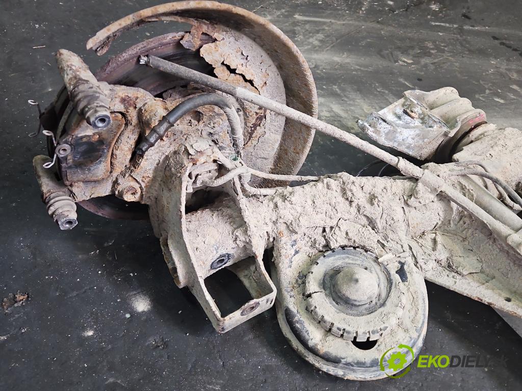 Vw Passat B5 1995-2005 1.8 T 150 hp manual 110 kW 1781 cm3 5- zadní výztuha  (Výztuhy zadní)