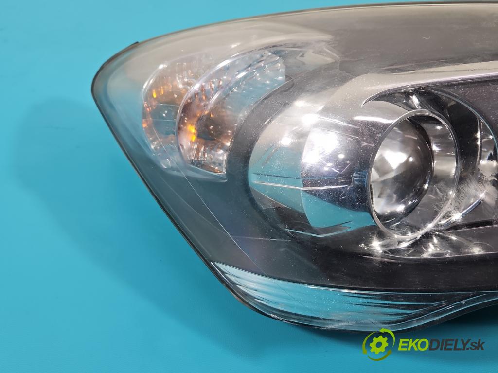 Kia Ceed I 2006-2012 1.6 crdi 116 HP manual 85 kW 1582 cm3 5- Reflektor: pravý  (Pravé)