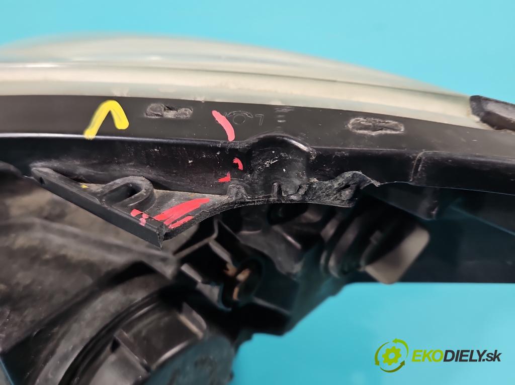 Kia Ceed I 2006-2012 1.6 crdi 116 HP manual 85 kW 1582 cm3 5- Reflektor: pravý  (Pravé)